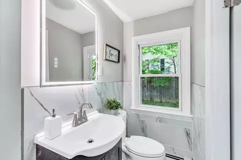 61 Cornwall St, Springfield, MA 01104 photo 23