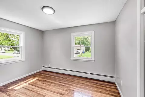 61 Cornwall St, Springfield, MA 01104 photo 25