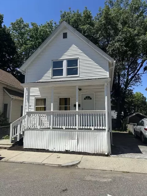 36 Queen St, Springfield, MA 01109