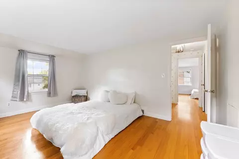 137 Chalmers St, Springfield, MA 01118 photo 26