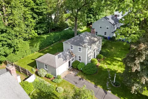 137 Chalmers St, Springfield, MA 01118 photo 37