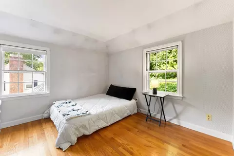 137 Chalmers St, Springfield, MA 01118 photo 20