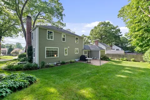137 Chalmers St, Springfield, MA 01118 photo 35