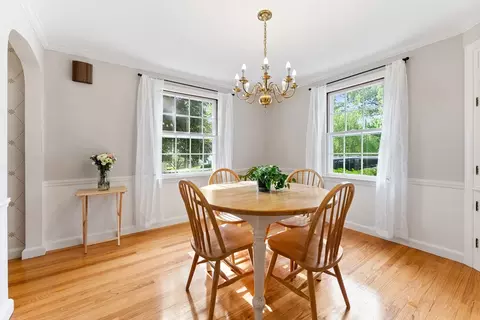 137 Chalmers St, Springfield, MA 01118 photo 7