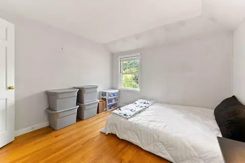 137 Chalmers St, Springfield, MA 01118 photo 21