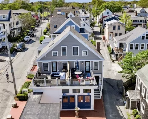 368 Commercial St #D, Provincetown, MA 02657