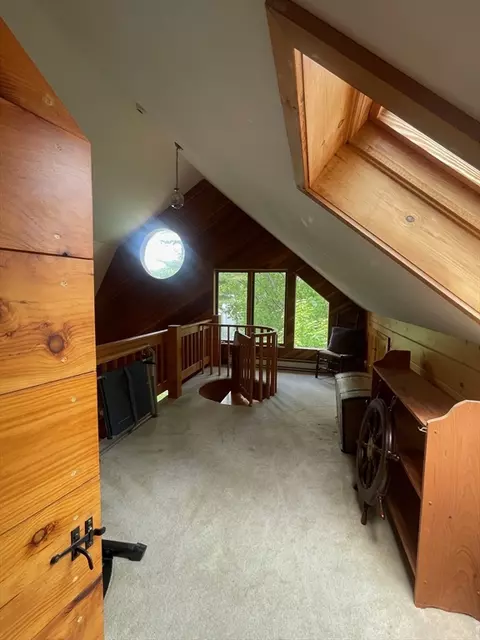 Entry Way - 11 Samuel Dr, Phillipston, MA 01331 photo 3 of 7