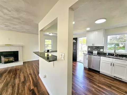 Kitchen - 6 Neel Rd, Worcester, MA 01605 photo 6 of 6