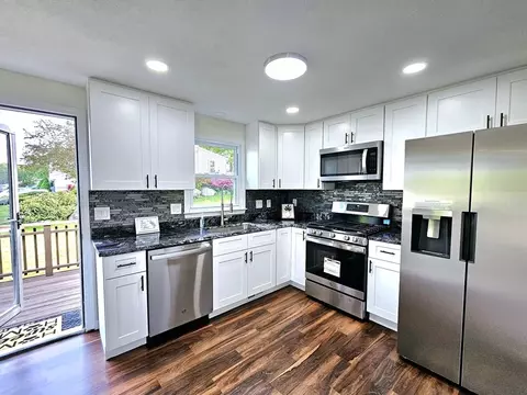 Kitchen - 6 Neel Rd, Worcester, MA 01605 photo 2 of 6