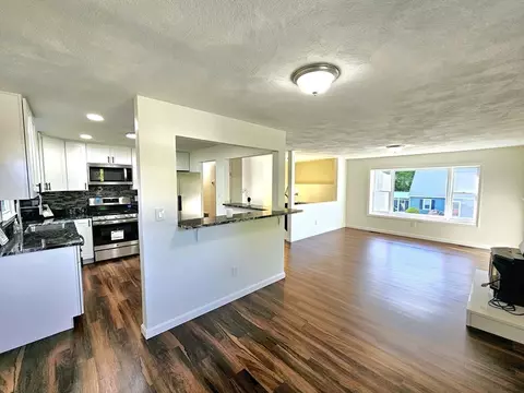 Living - 6 Neel Rd, Worcester, MA 01605 photo 1 of 5