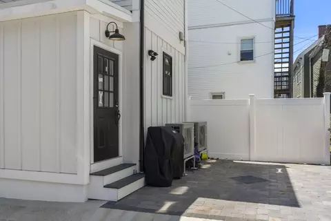 Exterior - 526 E 8th St, Boston, MA 02127 photo 4 of 6