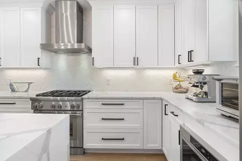 Kitchen - 526 E 8th St, Boston, MA 02127 photo 4 of 5