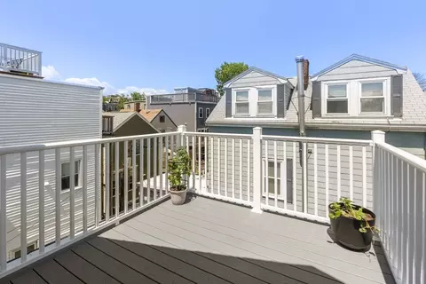 Exterior - 526 E 8th St, Boston, MA 02127 photo 2 of 6