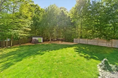 237 Whippoorwill Dr, Raynham, MA 02767 photo 8