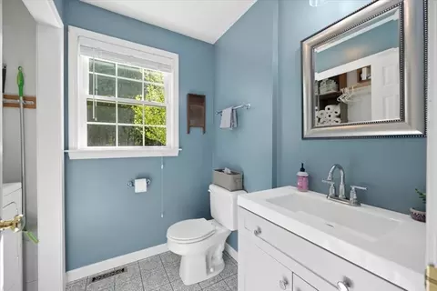 237 Whippoorwill Dr, Raynham, MA 02767 photo 12