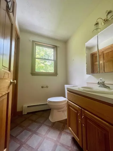 37 Brookside Dr, Uxbridge, MA 01569 photo 20