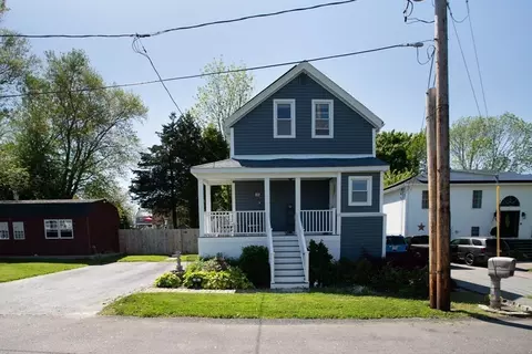 35 Nightingale St, Fall River, MA 02721