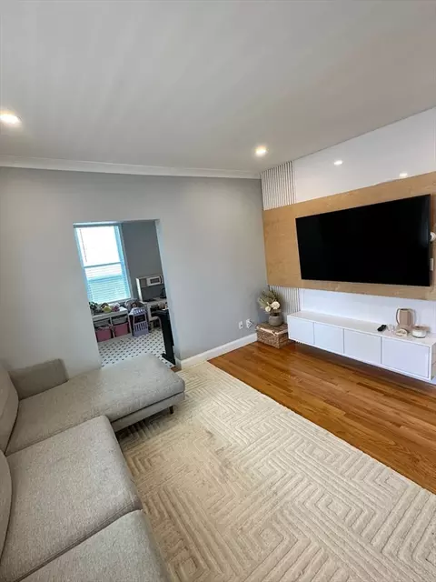 972 Broadway, Everett, MA 02149 photo 1