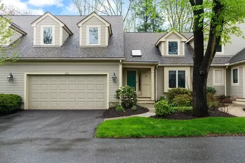 302 Dahlia Dr #302, Wayland, MA 01778