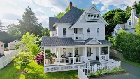 128 North St, Northampton, MA 01060