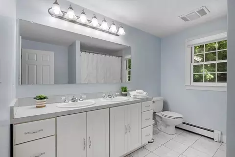 17 Squirrel Hill Ln, Hingham, MA 02043 photo 18