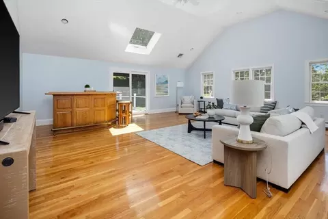 17 Squirrel Hill Ln, Hingham, MA 02043 photo 9