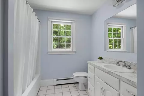 17 Squirrel Hill Ln, Hingham, MA 02043 photo 21