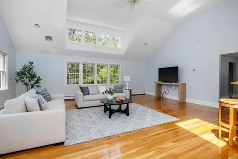 17 Squirrel Hill Ln, Hingham, MA 02043 photo 7