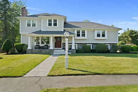 109 Harbor View Rd, Milton, MA 02186