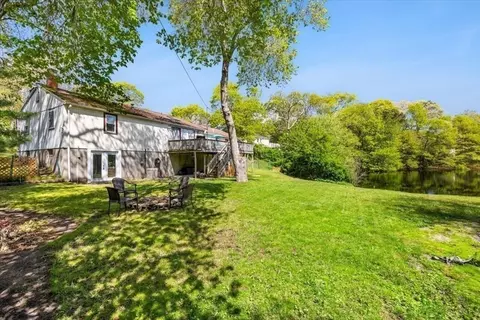Exterior - 7 Peaceful Ln, Wareham, MA 02538 photo 2 of 7