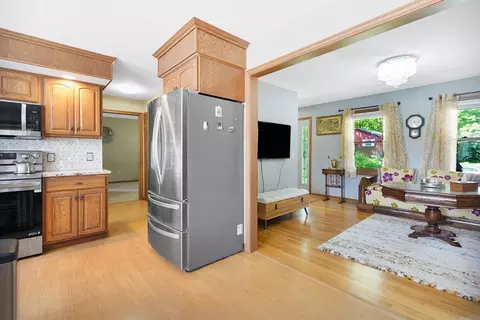 5 Flower St, Springfield, MA 01118 photo 19