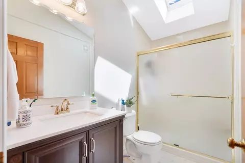 5 Flower St, Springfield, MA 01118 photo 35