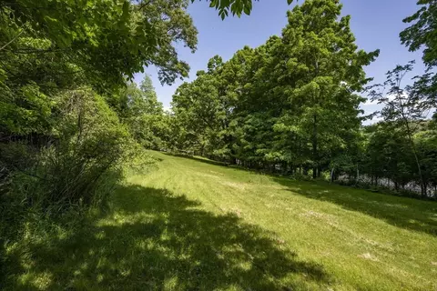 2 Chestnut Hill Rd, Leverett, MA 01054 photo 7