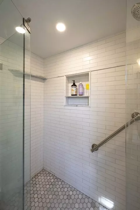 2 Chestnut Hill Rd, Leverett, MA 01054 photo 24