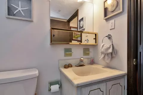 Bath - 294 Codman Hill Rd #33F, Boxborough, MA 01719 photo 3 of 3