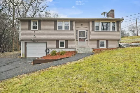 69 Dana Rd, Oxford, MA 01540
