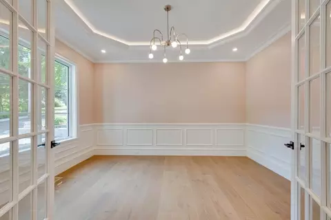 81 Summit Ave, Brookline, MA 02446 photo 3