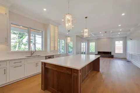 81 Summit Ave, Brookline, MA 02446 photo 10