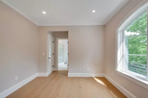 81 Summit Ave, Brookline, MA 02446 photo 19