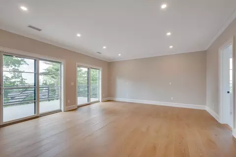 81 Summit Ave, Brookline, MA 02446 photo 23