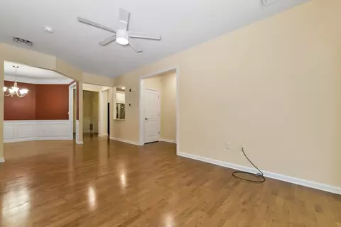 Living - 23 Augustus Ct #1006, Reading, MA 01867 photo 5 of 6