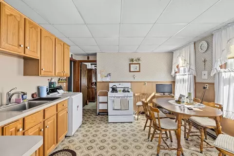 30 Peirce Ave, Everett, MA 02149 photo 31