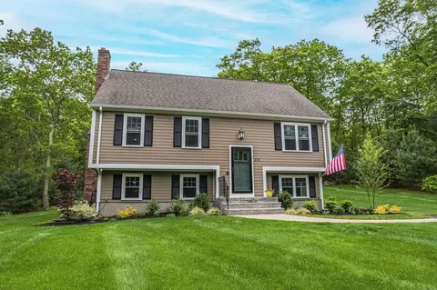 375 Madison St, Wrentham, MA 02093