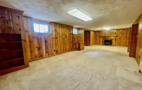 Living - 109 Lindbergh Ave, Needham, MA 02494 photo 4 of 4