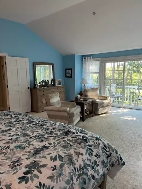 Bedroom - 201 Dunrobin Rd #201, Mashpee, MA 02649 photo 3 of 5