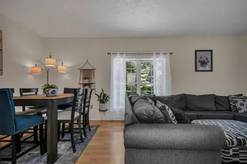 48 Overledge Dr, Derry, NH 03038 photo 15