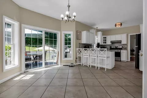 48 Overledge Dr, Derry, NH 03038 photo 8
