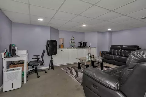 48 Overledge Dr, Derry, NH 03038 photo 38