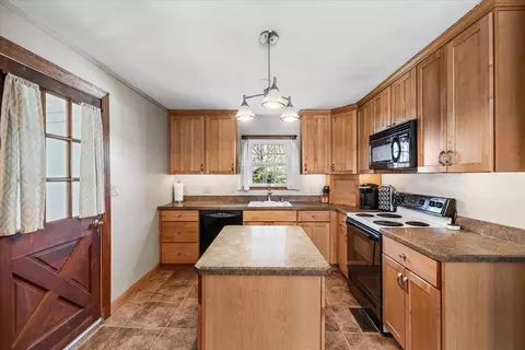 153 Brookline St, Worcester, MA 01603 photo 6