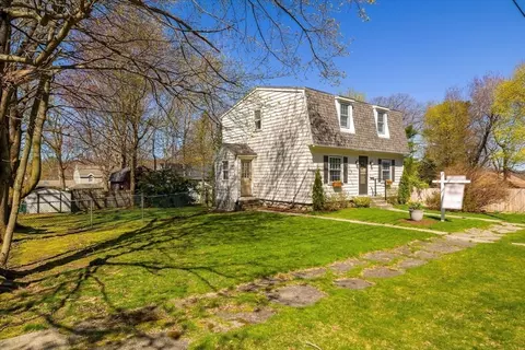 153 Brookline St, Worcester, MA 01603 photo 2